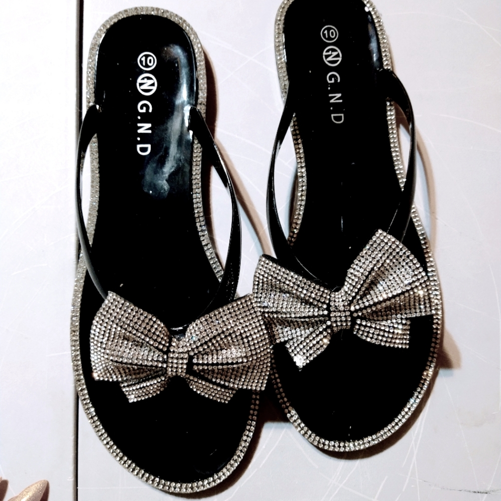 Rhinestone trimmed flat black slides